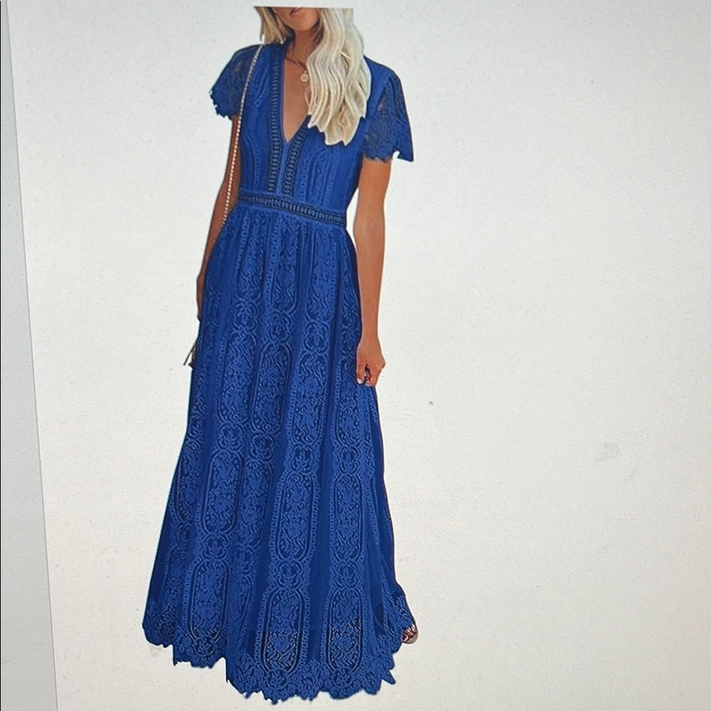 Elegant Blue Maxi Lace Dress with V-Neck